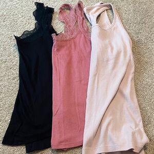 Gap Tank Top Bundle